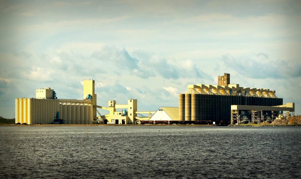 grain elevators, lake superior, wisconsin, industry, elevators, harvest, agribusiness, agriculture, commercial, environment, production, container, agribusiness, agribusiness, agribusiness, agribusiness, agribusiness